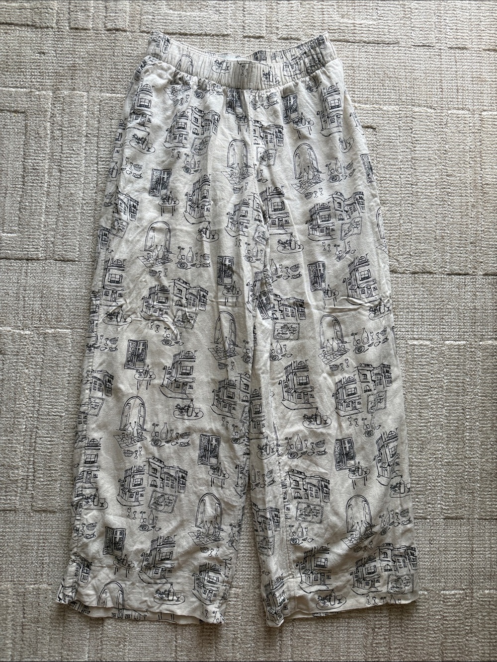 Abercrombie and Fitch Graphic Pants with Elastic Waist